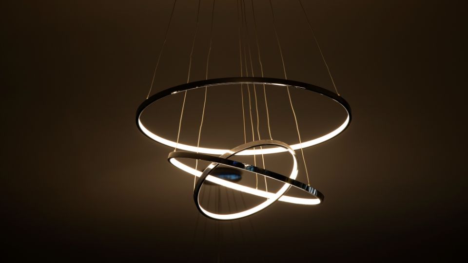 lustra led